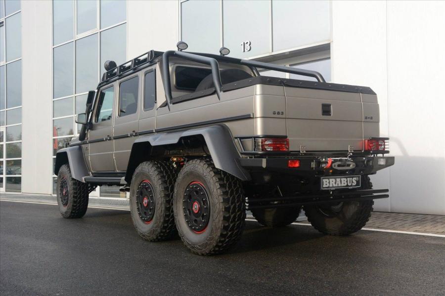  Mercedes-Benz G63 AMG 6x6 by Brabus 2014 года  (фото 2 из 18)
